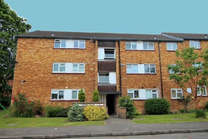 2 Bedroom Flat To Rent In Ottawa House, Rodwell Close, Ruislip, HA4