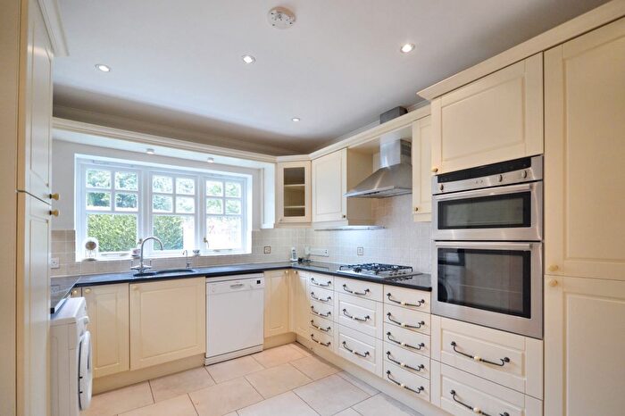 3 Bedroom Terraced House For Sale In Church Road, Haslemere, Surrey, GU27