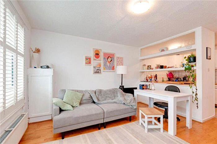 1 Bedroom Flat To Rent In Callaby Terrace, Camden, N1