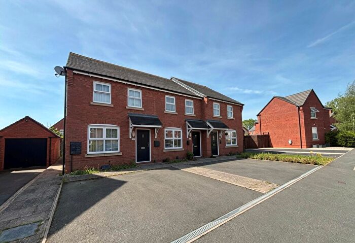 2 Bedroom House To Rent In Meadow Drive, Long Itchington, CV47