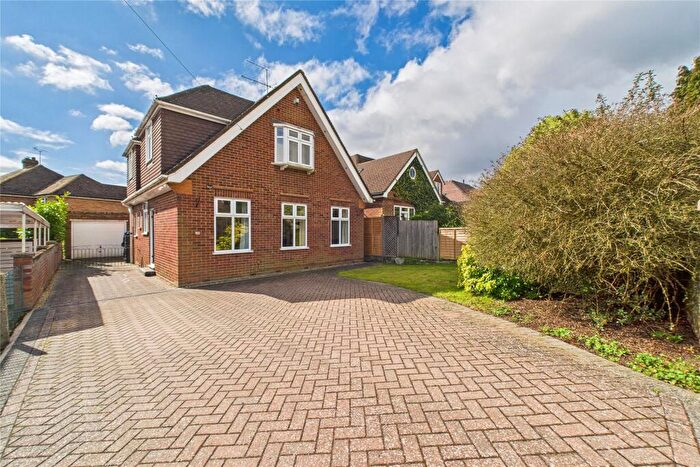 3 Bedroom Detached House To Rent In Wroxham Road, Woodley, Reading, Berkshire, RG5