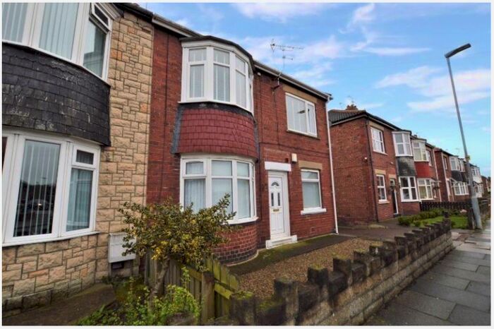 2 Bedroom Ground Flat To Rent In Newsham Road, Blyth, Northumberland, NE24