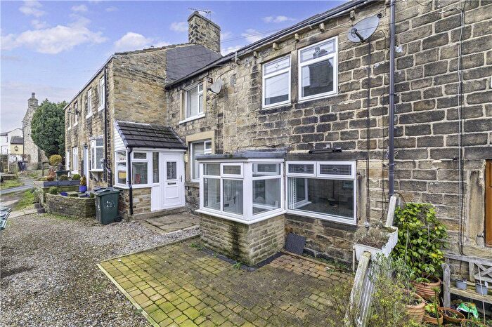 1 Bedroom Terraced House For Sale In Binswell Fold, Baildon, West Yorkshire, BD17
