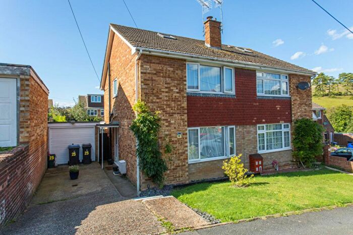3 Bedroom Semi-Detached House For Sale In The Close, Lydden, CT15