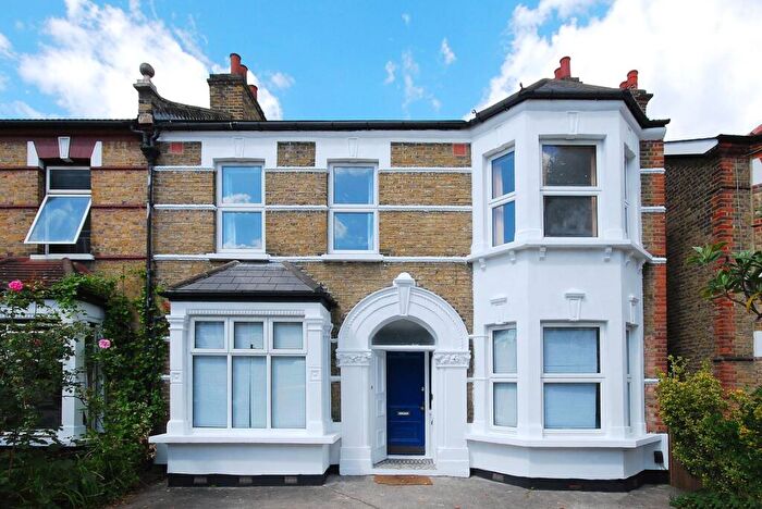 8 Bedroom Semi-Detached House To Rent In Barry Road, East Dulwich, London, SE22
