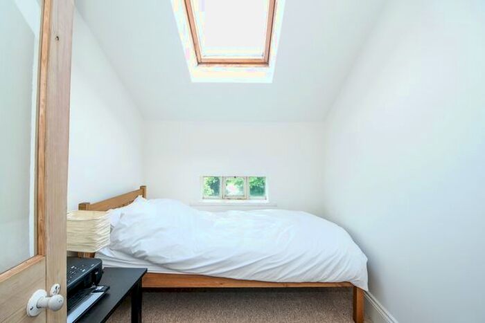 3 Bedroom Flat To Rent In Evesham Road, Cheltenham, GL52