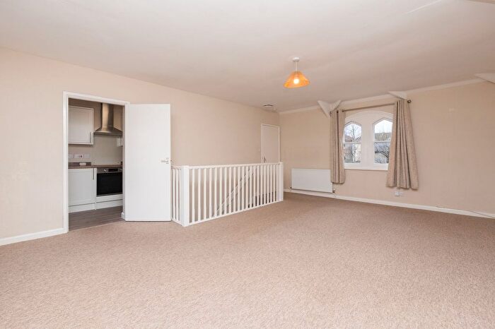 2 Bedroom Property To Rent In Alma Vale Road, Bristol, BS8