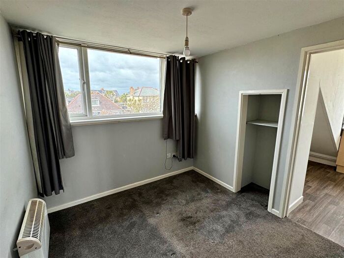 1 Bedroom Flat To Rent In Henver Road, Newquay, TR7