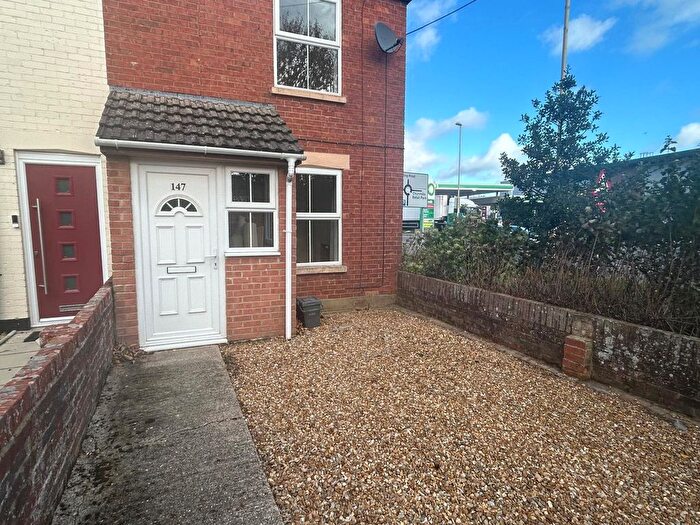 2 Bedroom End Terrace House To Rent In New Street, Andover, Hampshire, SP10