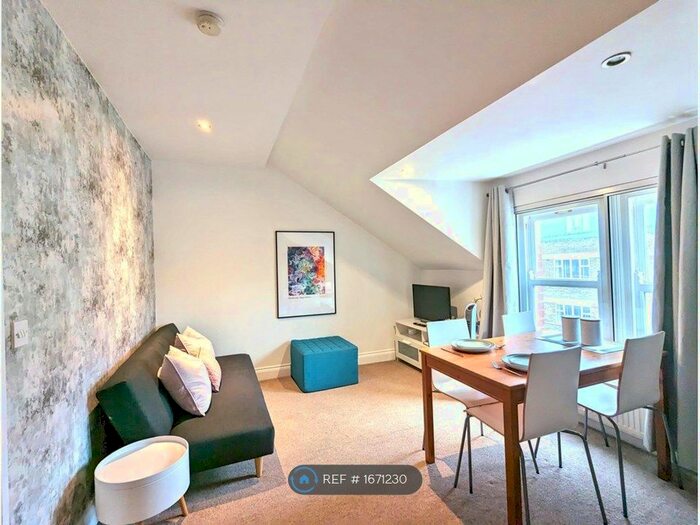 1 Bedroom Flat To Rent In Regent Street, Cambridge, CB2