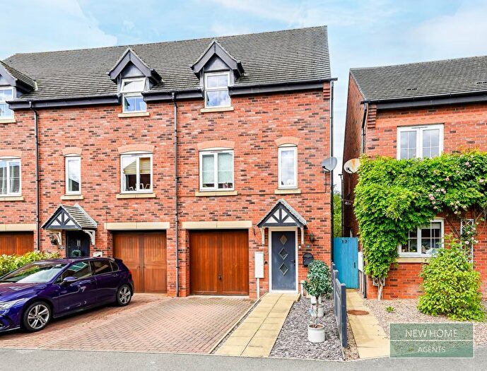 3 Bedroom End Of Terrace House For Sale In Goddard Court, Mapperley Plains, Nottingham, NG3