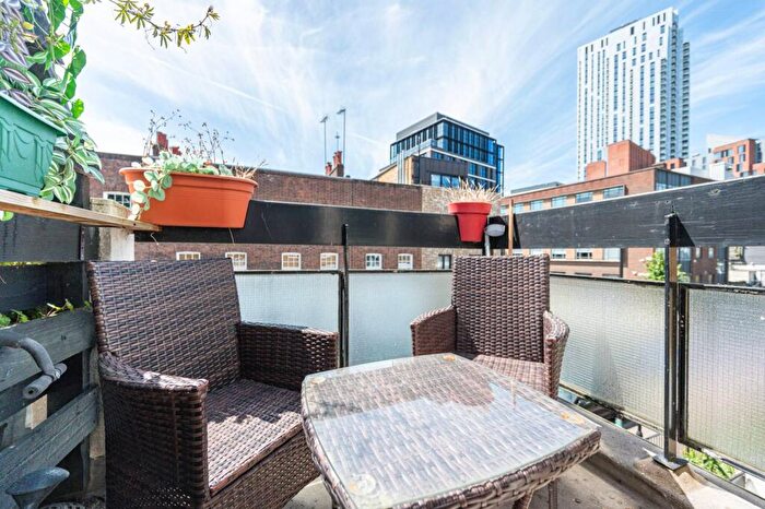 1 Bedroom Flat To Rent In Chart Street, , Old Street, London, N1