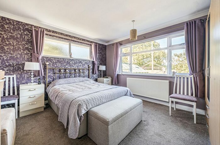 3 Bedroom Detached Bungalow For Sale In Brantwood Drive, Paignton, TQ4