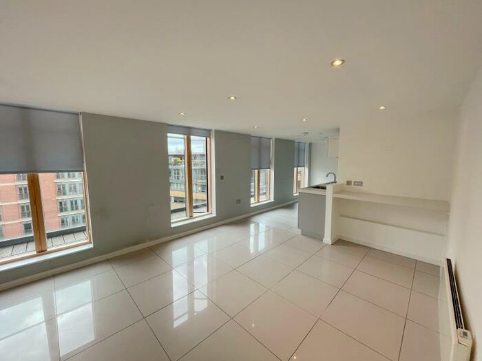 2 Bedroom Apartment To Rent In Apt . :: Ice Plant, M4