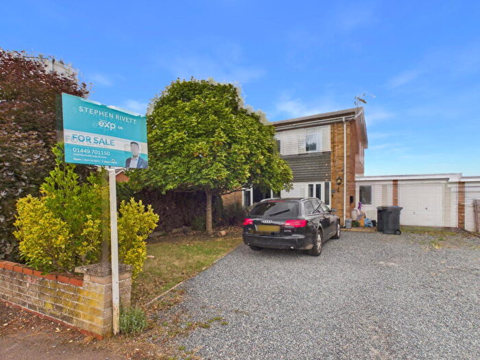 3 Bedroom Semi-Detached House For Sale In Danes Close, Stowmarket, IP14