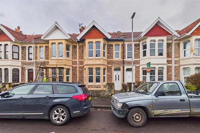 4 Bedroom Terraced House For Sale In Period House | Updating | Wsm, BS23