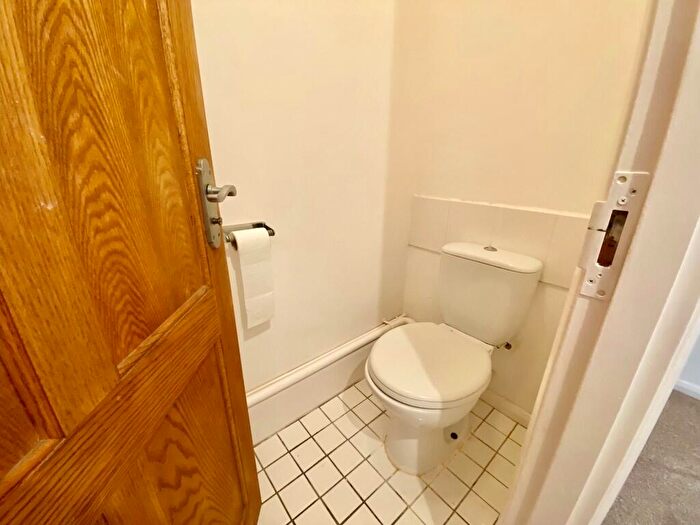 2 Bedroom Flat To Rent In Bourne Pines, Christchurch Road, Bournemouth, BH1