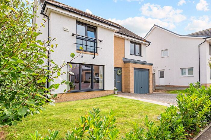 4 Bedroom Detached House For Sale In Alder Place, Auchterarder, PH3