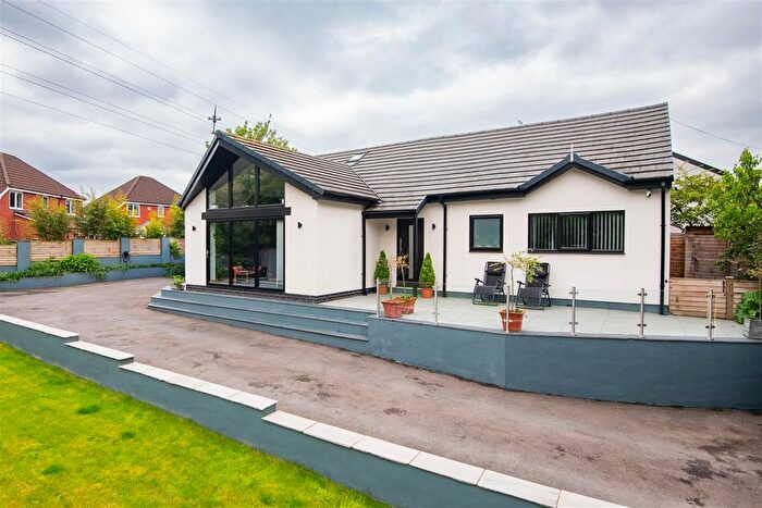 5 Bedroom Detached Bungalow For Sale In Mill Lane, Farington Moss, Leyland, PR26