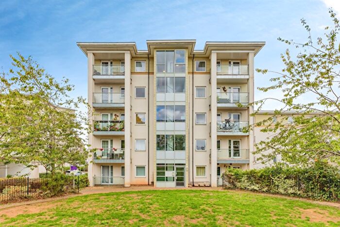 2 Bedroom Flat For Sale In Ebdon Way, Torquay, TQ1