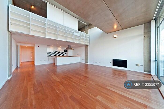 2 Bedroom Flat To Rent In Wenlock Road, London, N1