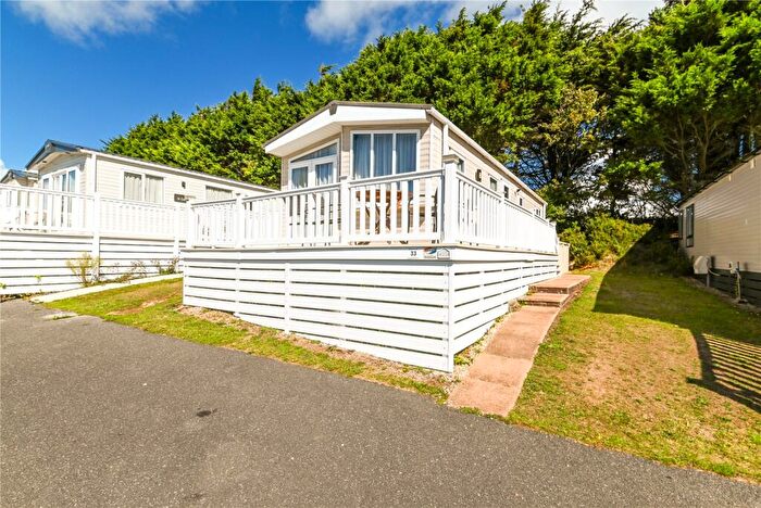 2 Bedroom Park Home For Sale In Seabreeze, Shorefield Country Park, Downton, Hampshire, SO41