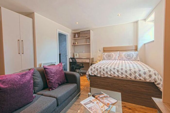 Studio To Rent In Blackfriars Road, Salford, M3