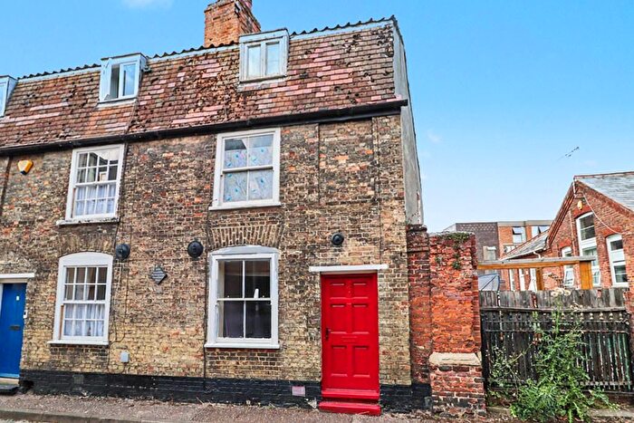 2 Bedroom End Of Terrace House For Sale In Church Lane, King's Lynn, Norfolk, PE30