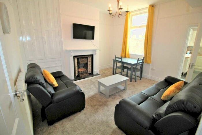 4 Bedroom Terraced House To Rent In Weston Street, Ashton-on-Ribble, Preston, PR2