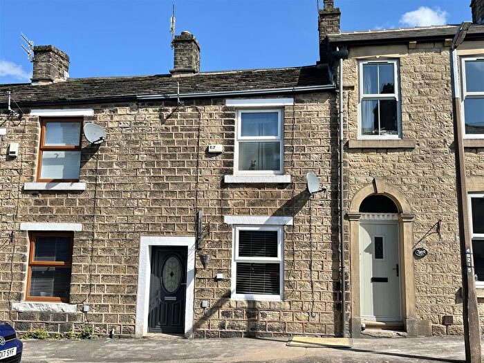2 Bedroom Terraced House For Sale In Platt Street, Padfield, Glossop, SK13