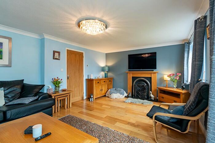 5 Bedroom Detached House For Sale In Newlands Drive, Gedling, Nottingham, NG4