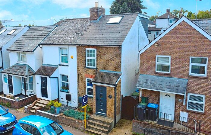 2 Bedroom Semi-Detached House For Sale In Cotterells, Hemel Hempstead, HP1