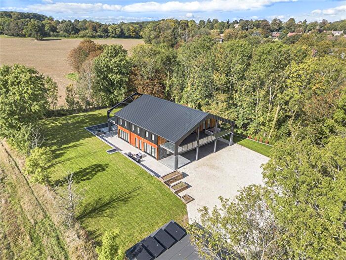 5 Bedroom Detached House For Sale In Daventry Road, Welton, Northamptonshire, NN11