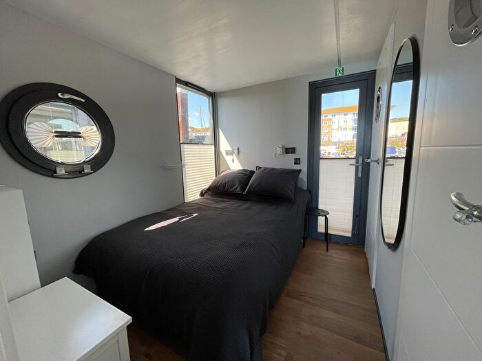 1 Bedroom Flat For Sale In Brighton Marina, Brighton, BN2