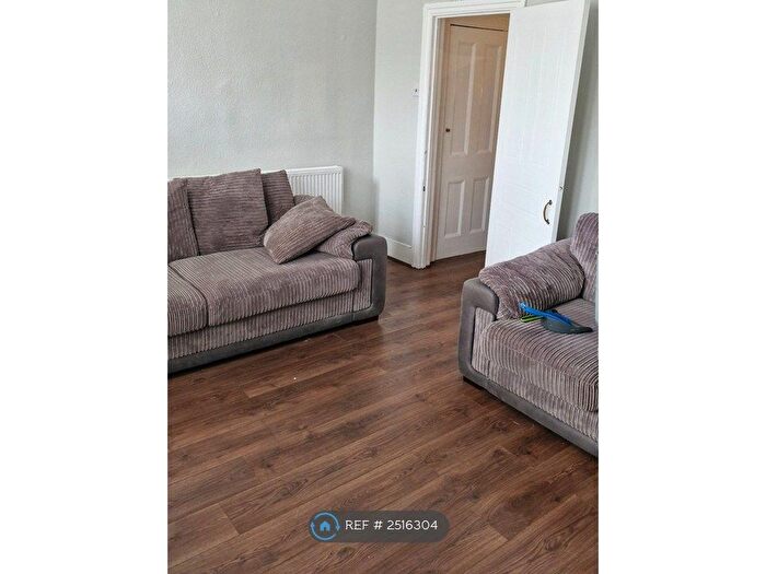 1 Bedroom Maisonette To Rent In Glenwood Road, Catford, SE6