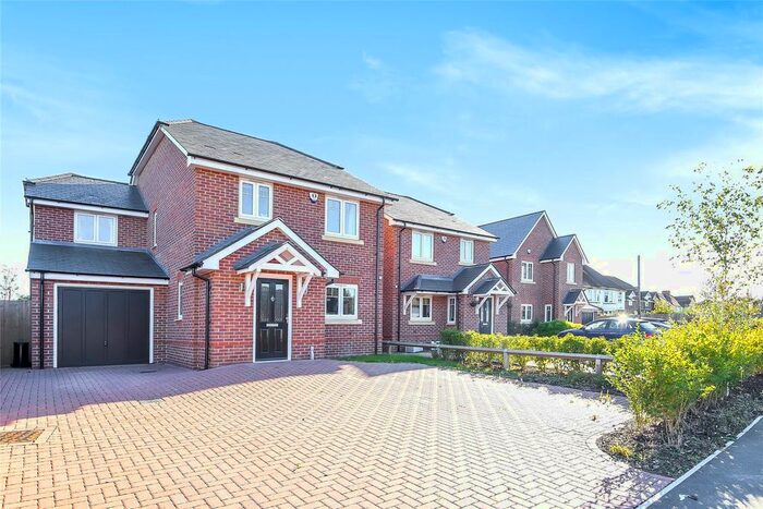 4 Bedroom Detached House To Rent In Grazeley Road, Three Mile Cross, Reading, Berkshire, RG7