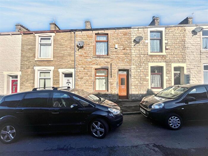 3 Bedroom Terraced House For Sale In Lodge Street, Accrington, BB5