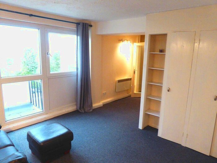 Studio To Rent In Crescent Court, Crescent Road, RG1