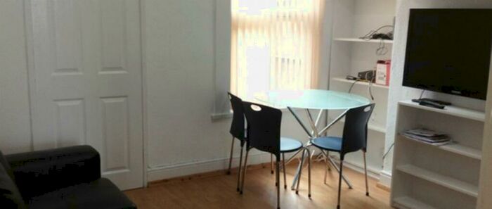 3 Bedroom Terraced House To Rent In Teignmouth Road, Selly Oak, Birmingham, B29