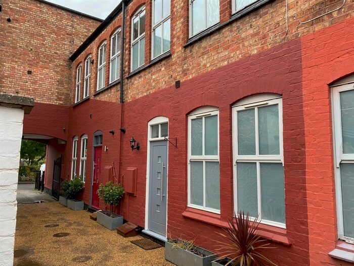 1 Bedroom Flat To Rent In James Street, Blaby, Leicester, LE8