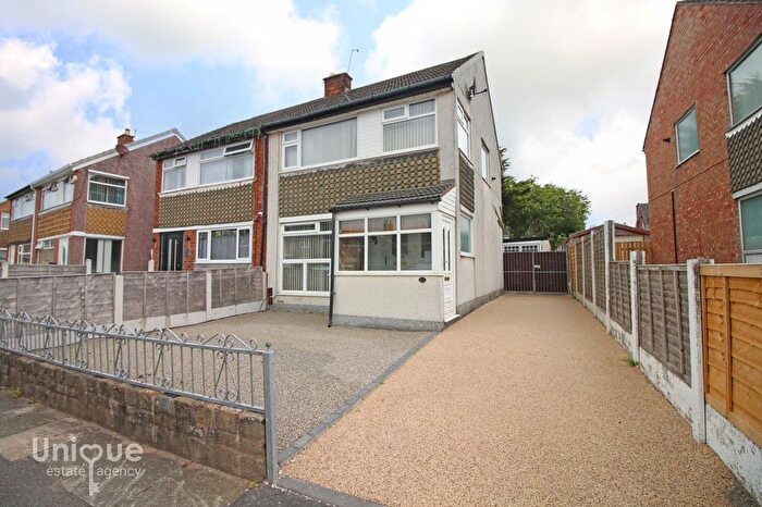 3 Bedroom Semi Detached House For Sale In Cranbrook Avenue, Bispham, Blackpool, FY2