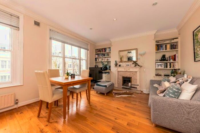 2 Bedroom Flat To Rent In Kempsford Gardens, London, SW5