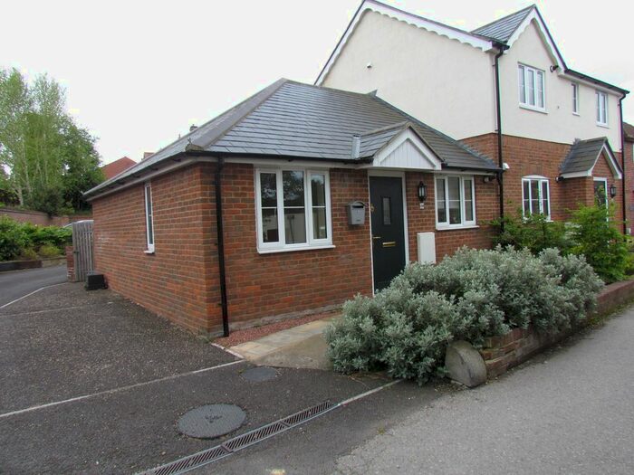 1 Bedroom Bungalow To Rent In Gibbs Close, Westbury, BA13
