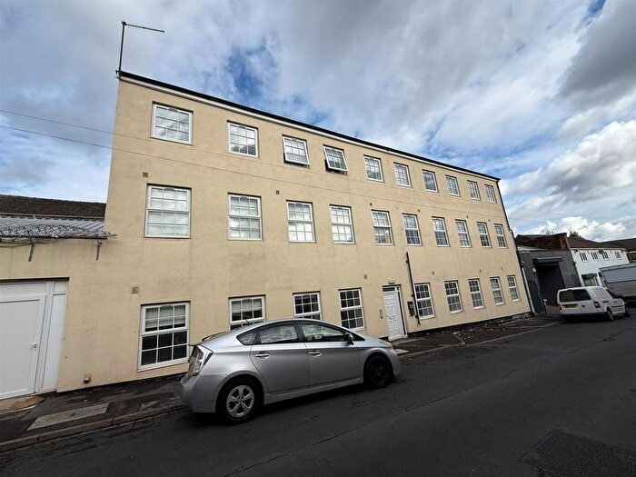 2 Bedroom Flat To Rent In Paxton Street, Stoke-On-Trent, ST1