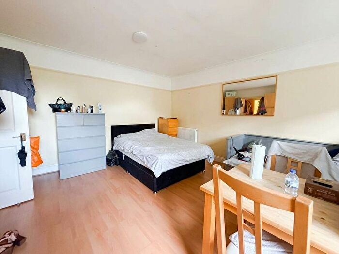 Studio To Rent In Birchington Road, London, NW6