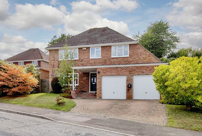 4 Bedroom Detached House For Sale In Pennington Place, Tunbridge Wells, Kent, TN4