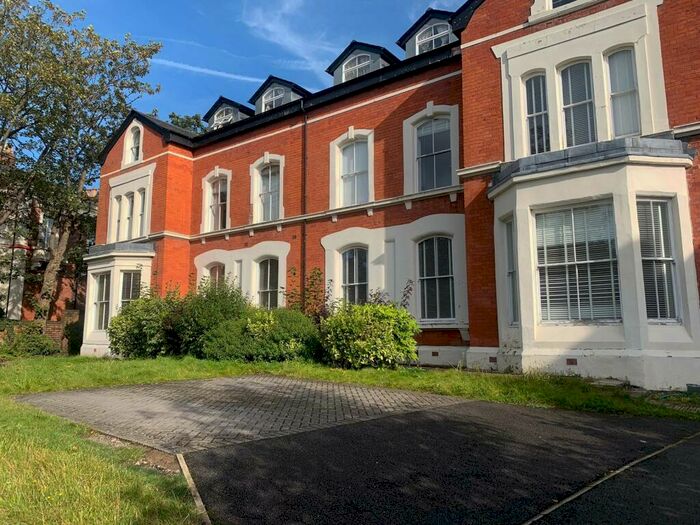 2 Bedroom Apartment To Rent In Parkfield Road, Aigburth, Liverpool, L17