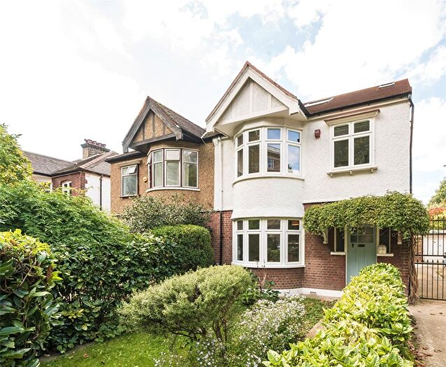 4 Bedroom Semi-Detached House To Rent In Bromyard Avenue, London, W3