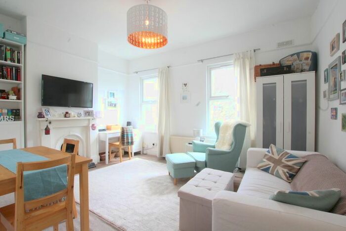 1 Bedroom Maisonette To Rent In Graham Road, Wimbledon, SW19