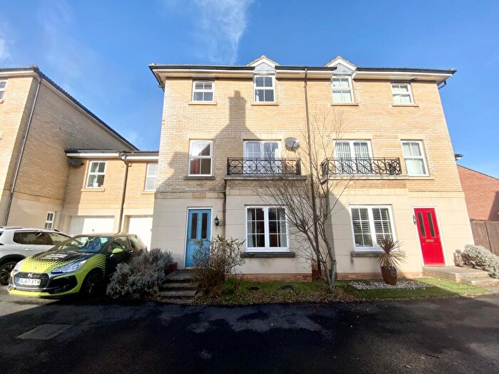 5 Bedroom Terraced House To Rent In Long Ashton, Kings Croft, BS41